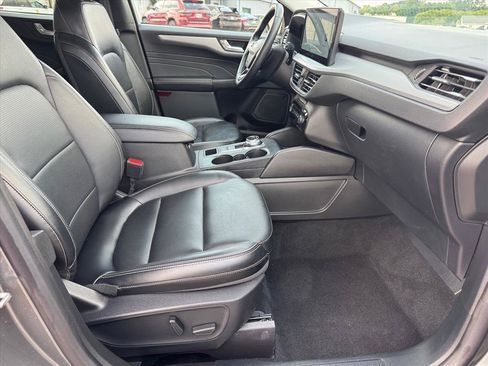 Used 2025 Ford Escape Platinum AWD/4WD image 8