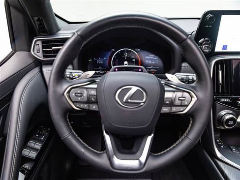 Used 2025 Lexus LX 700h Overtrail w/ Accessory Package (Z1) AWD/4WD image 18