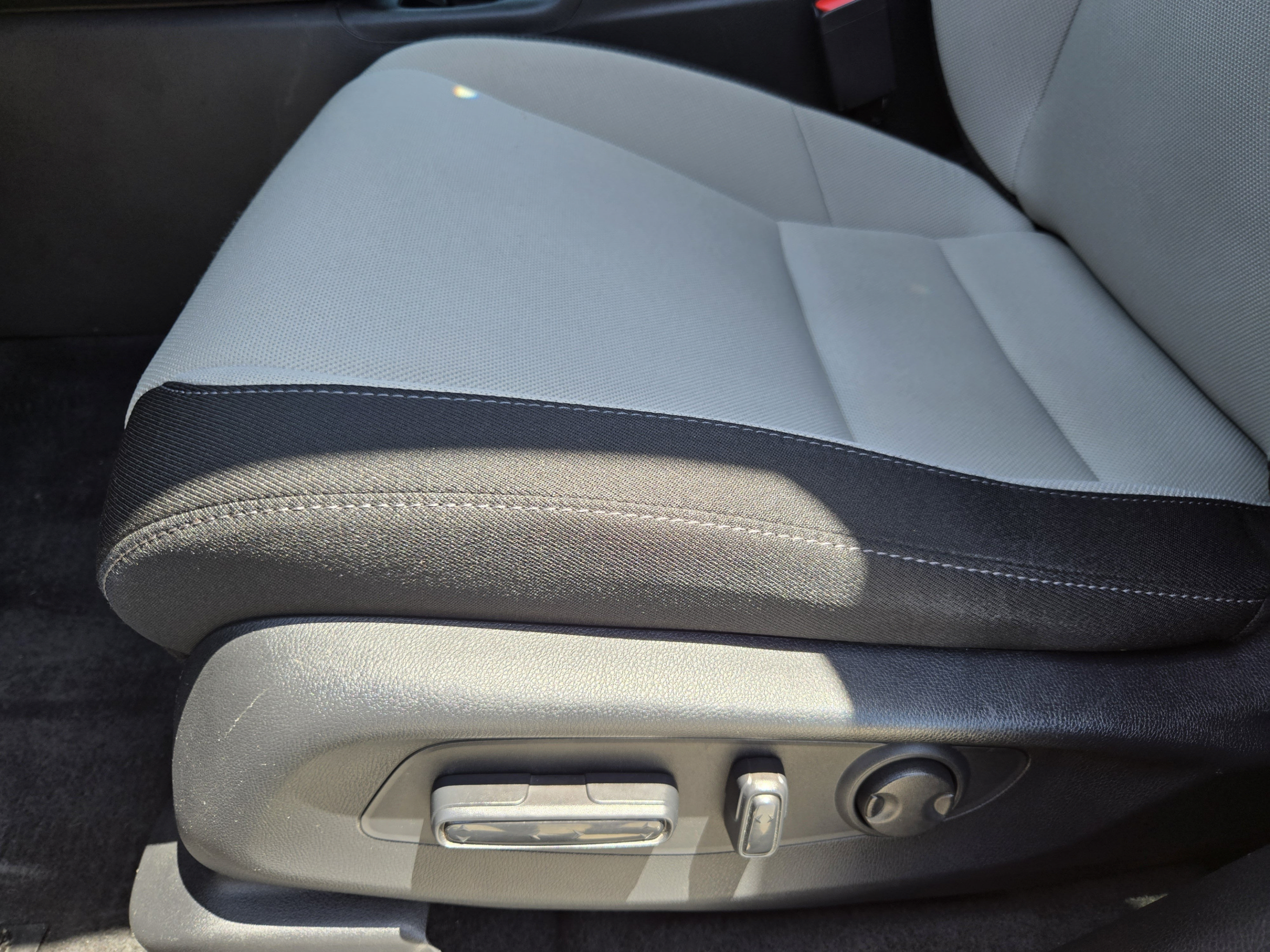 Used 2023 Honda CR-V EX image 22