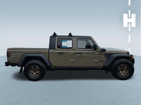 Used 2020 Jeep Gladiator Sport w/ Quick Order Package 24S AWD/4WD image 3