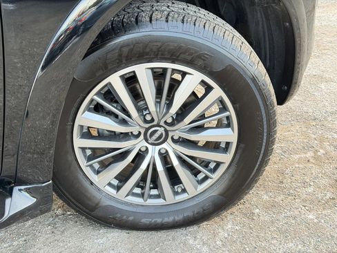 Used 2021 Nissan Armada SL w/ Captain's Chairs Package image 92