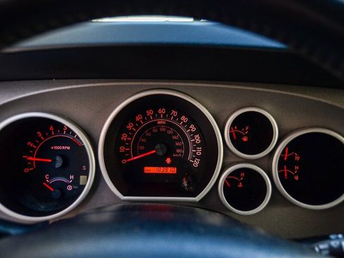 Used 2013 Toyota Sequoia SR5 image 34