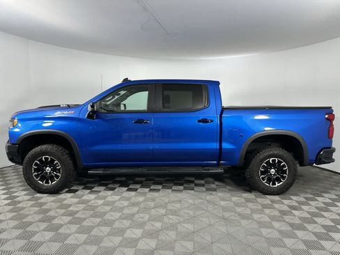 Used 2023 Chevrolet Silverado 1500 ZR2 w/ Technology Package AWD/4WD image 15