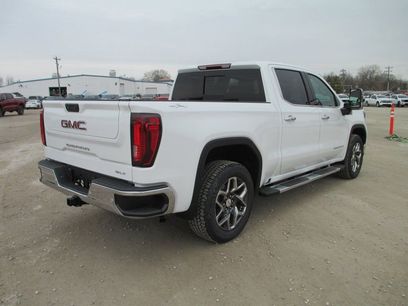 New 2026 GMC Sierra 1500 SLT w/ SLT Premium Plus Package