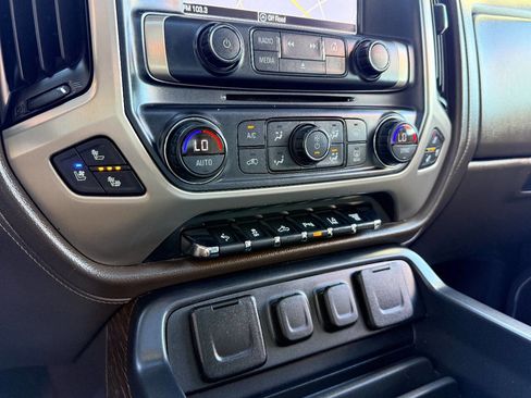 Used 2019 GMC Sierra 2500 Denali w/ Duramax Plus Package image 28