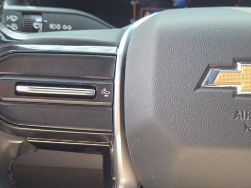 Used 2023 Chevrolet Colorado LT RWD image 32
