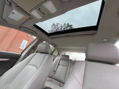 Used 2013 INFINITI G37 Journey w/ Premium Pkg image 13