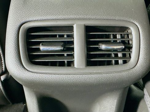 Used 2023 Buick Envision Preferred FWD image 24