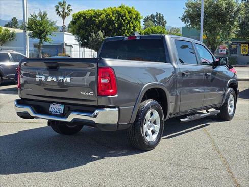 Certified 2025 RAM 1500 Big Horn AWD/4WD image 5