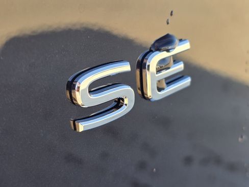 New 2026 Volkswagen Atlas SE FWD image 7