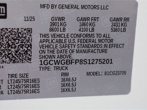 New 2025 Chevrolet Express 2500 Work Van image 30