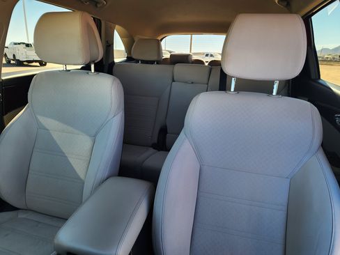 Used 2017 Kia Sorento AWD image 17