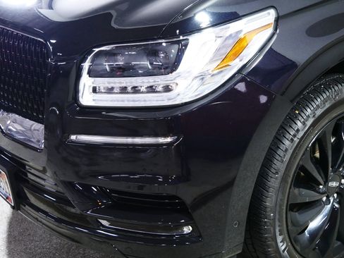 Used 2020 Lincoln Navigator Reserve w/ Equipment Group 208A Reserve image 16