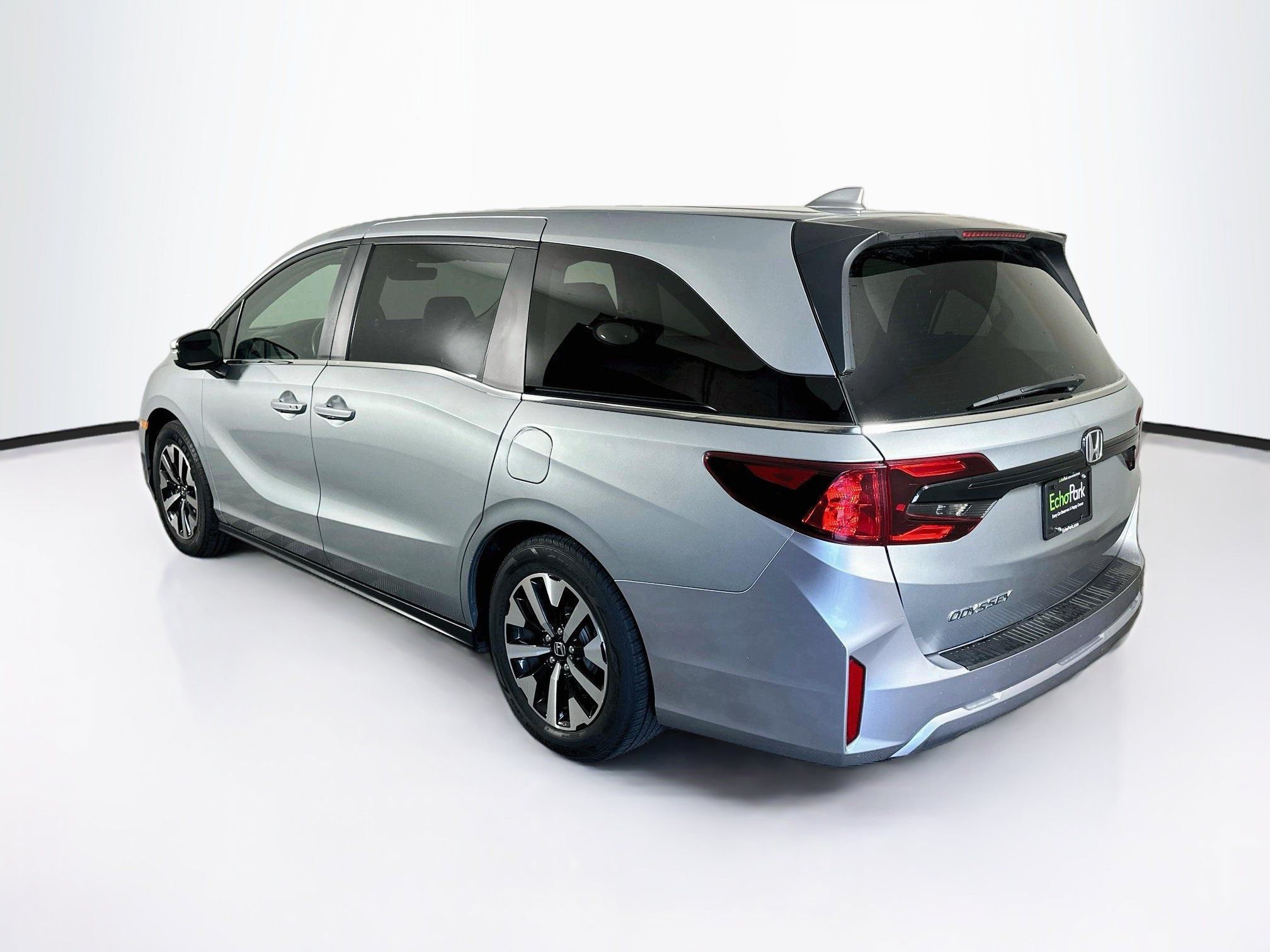 Used 2025 Honda Odyssey EX-L image 5