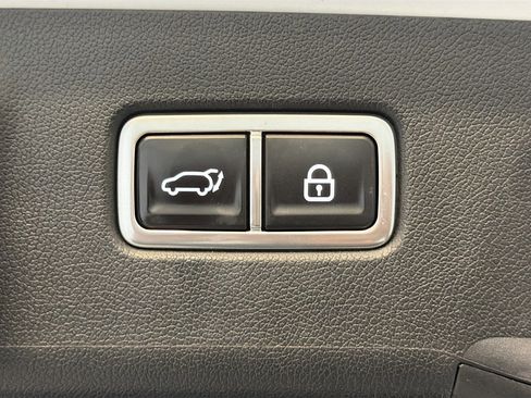 Used 2023 Kia Sorento SX image 33