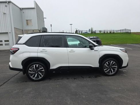 New 2026 Subaru Forester Touring AWD/4WD image 10