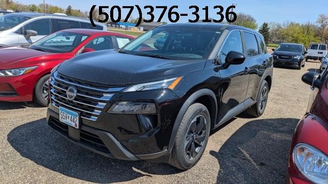 Used 2025 Nissan Rogue SV AWD/4WD image 1