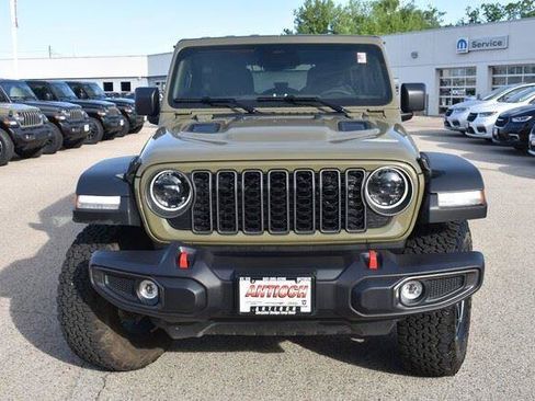 Used 2026 Jeep Wrangler Unlimited Rubicon AWD/4WD image 11