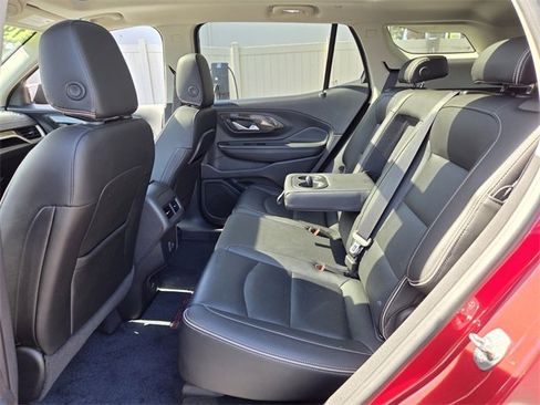 Used 2019 GMC Terrain Denali w/ Advanced Safety Package image 14