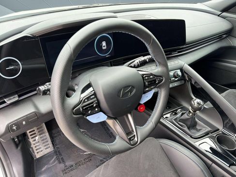 Used 2025 Hyundai Elantra N FWD image 4