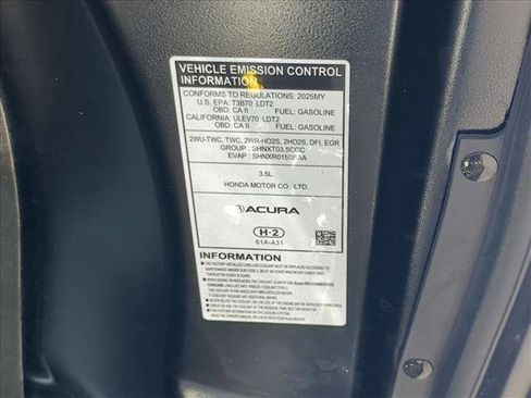 Certified 2025 Acura MDX w/ Technology Package FWD image 29