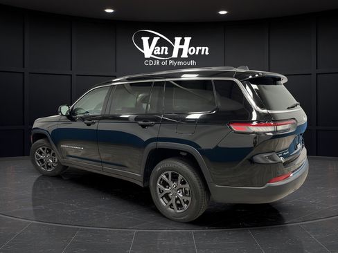 Used 2022 Jeep Grand Cherokee L Limited w/ Luxury Tech Group II AWD/4WD image 6
