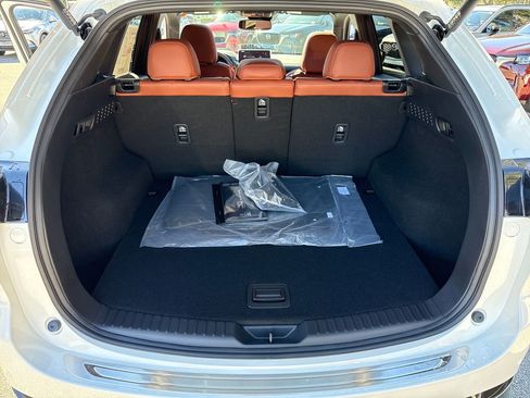 Used 2025 MAZDA CX-5 Carbon Edition image 29