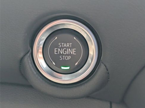 Used 2025 Chevrolet Tahoe Z71 w/ Z71 Off-Road Package image 24