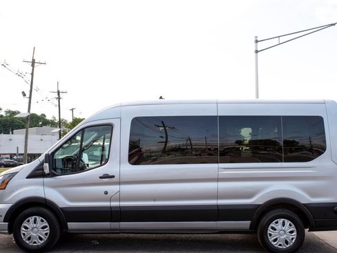 Used 2024 Ford Transit 350 XLT RWD image 5