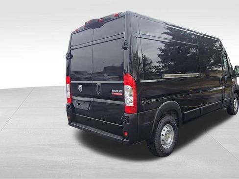 Used 2021 RAM ProMaster 2500 FWD image 2