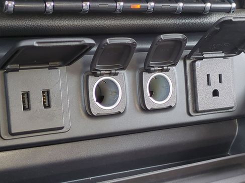 Used 2017 GMC Sierra 1500 Denali w/ Denali Ultimate Package image 36