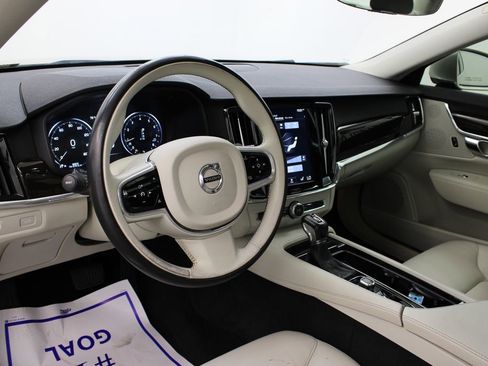 Used 2018 Volvo S90 T5 Momentum w/ Convenience Package AWD/4WD image 17