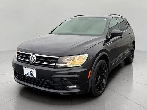 Used 2021 Volkswagen Tiguan SE R-Line image 4