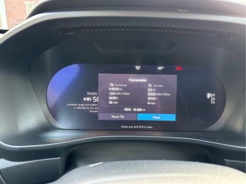 Used 2023 Volvo XC40 Recharge Plus image 15