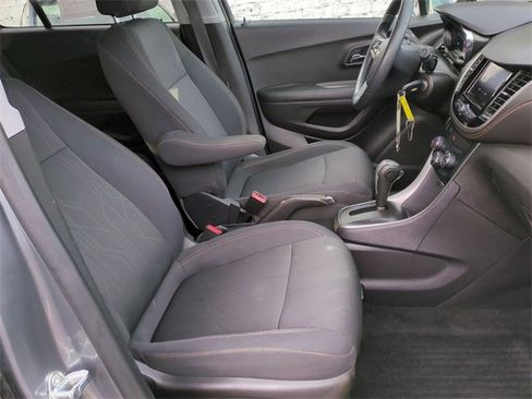 Certified 2020 Chevrolet Trax LT image 26