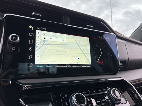 Used 2022 GMC Sierra 1500 AT4 w/ Technology Package image 14