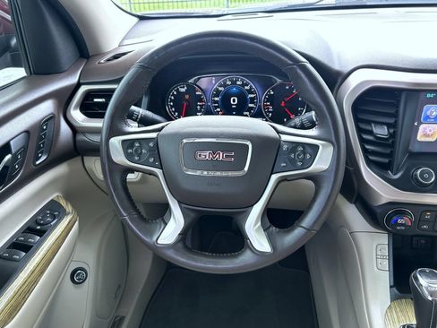Used 2018 GMC Acadia Denali w/ Technology Package AWD/4WD image 11