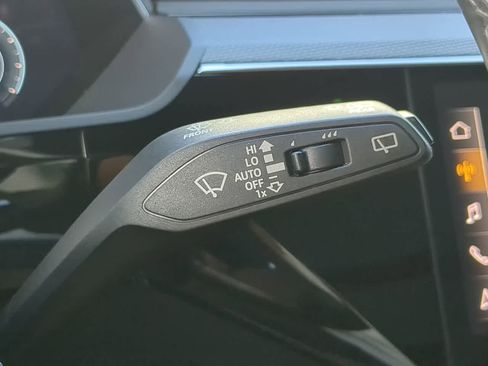 Used 2023 Audi e-tron S Premium Plus image 26