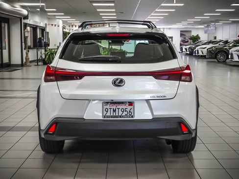 Certified 2025 Lexus UX 300h FWD w/ Accessory Package (Z2) image 7