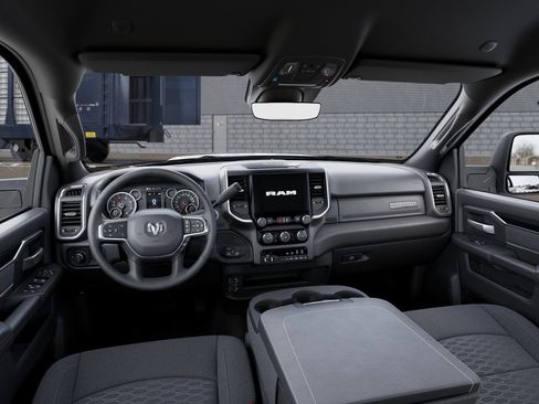 New 2025 RAM 2500 Big Horn AWD/4WD image 15