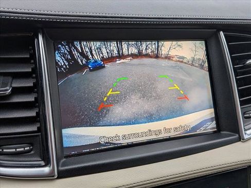 Used 2019 INFINITI QX50 Luxe w/ Navigation Package image 16