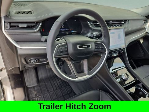 Certified 2023 Jeep Grand Cherokee L Limited w/ Trailer Tow Group (B) image 11
