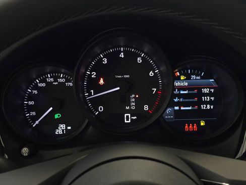 New 2025 Porsche Macan image 28