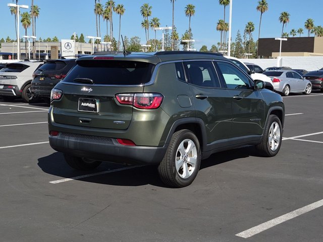 Used 2018 Jeep Compass Latitude w/ Popular Equipment Group FWD image 5
