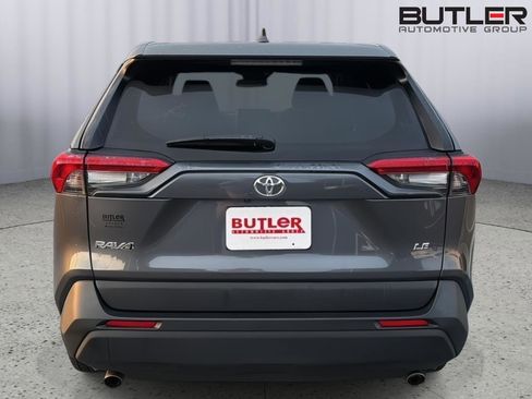 Certified 2024 Toyota RAV4 LE FWD image 5