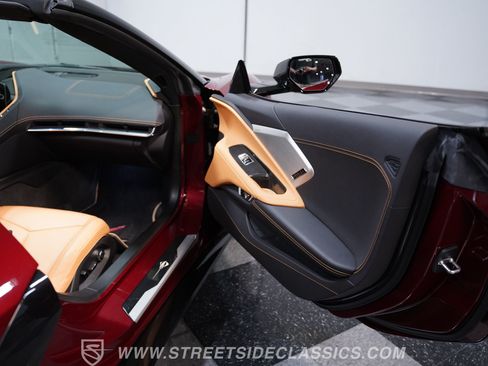 Used 2020 Chevrolet Corvette Stingray Preferred Conv w/ 2LT Preferred Equipment Group RWD image 39