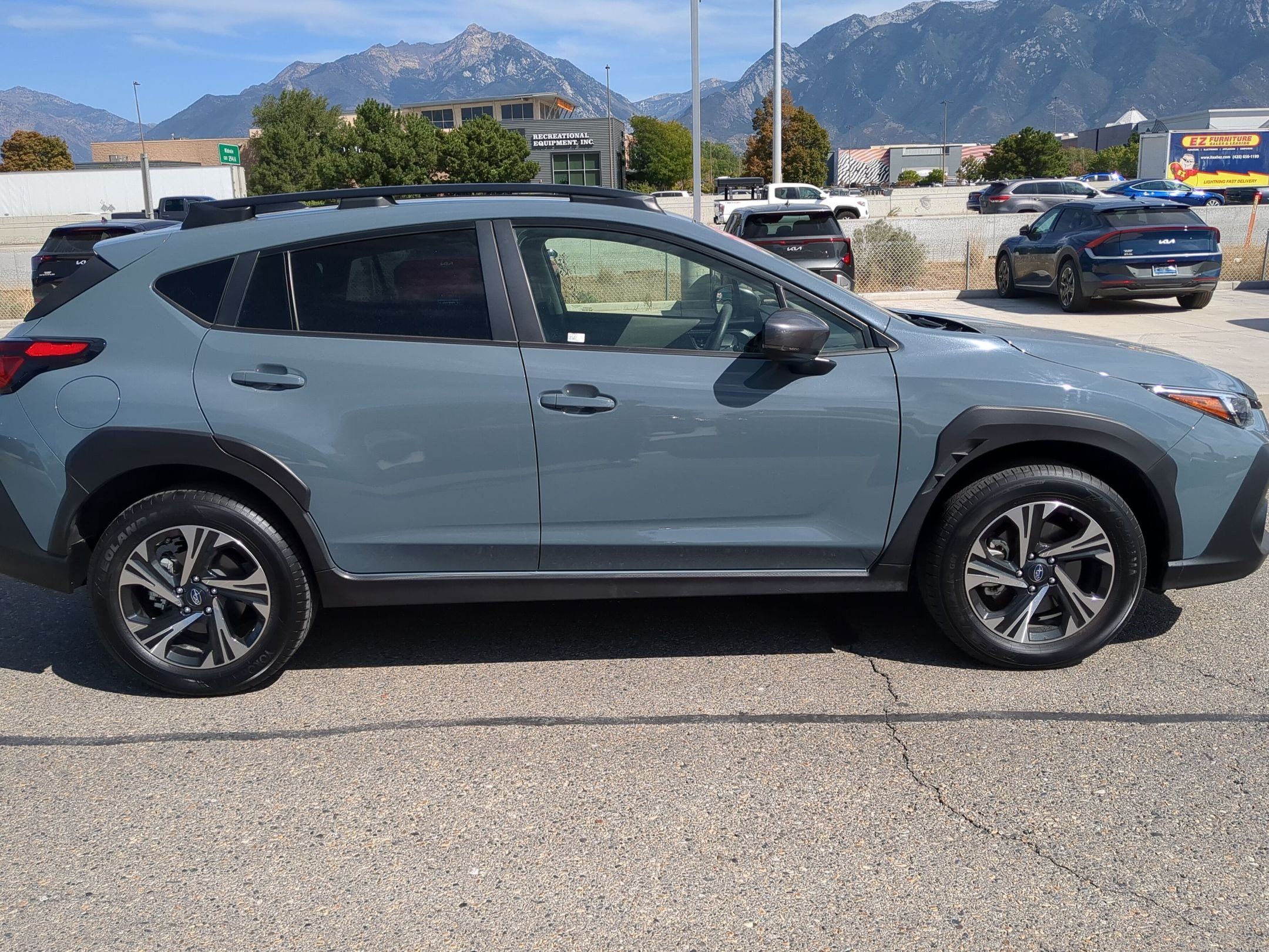 Used 2024 Subaru Crosstrek 2.0i Premium AWD/4WD image 7
