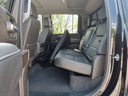 Used 2022 GMC Sierra 2500 Denali w/ Technology Package AWD/4WD image 13