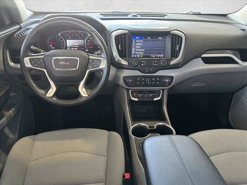Used 2022 GMC Terrain SLE w/ Driver Convenience Package FWD image 11