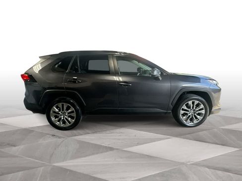 Used 2023 Toyota RAV4 XLE Premium AWD/4WD image 9